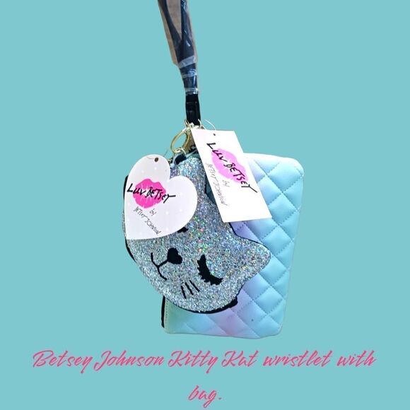 PRICE FIRM! NEW BETSEY JOHNSON 2FERONE BAG & WRISTLET. - Picture 8 of 9